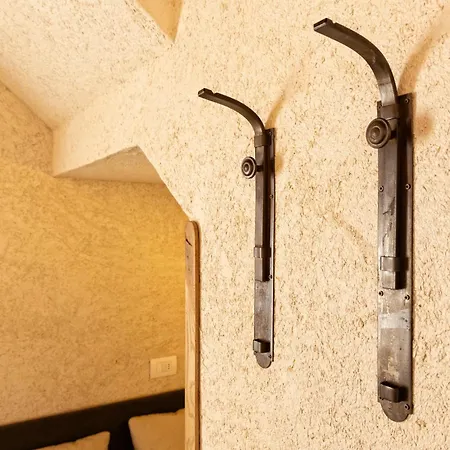 Domus Mea Costermano sul Garda